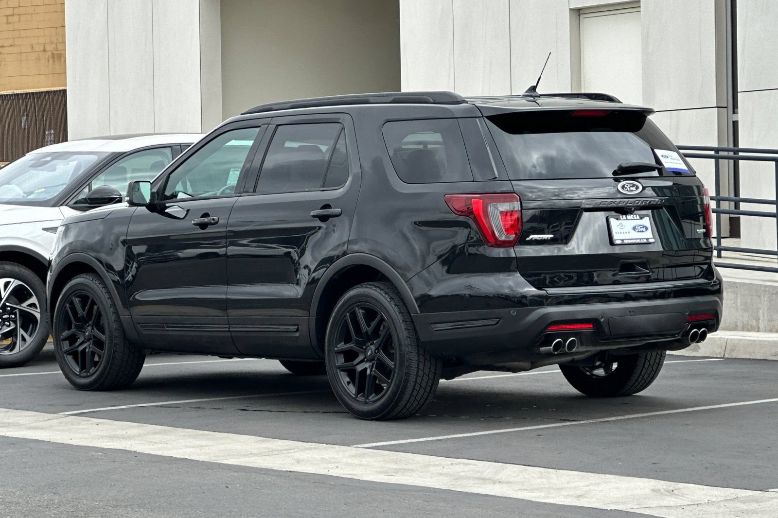 Certified 2018 Ford Explorer Sport AWD/4WD image 5