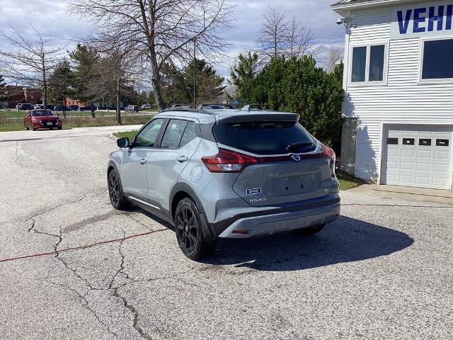 Used 2021 Nissan Kicks SR w/ SR Premium Package FWD image 4