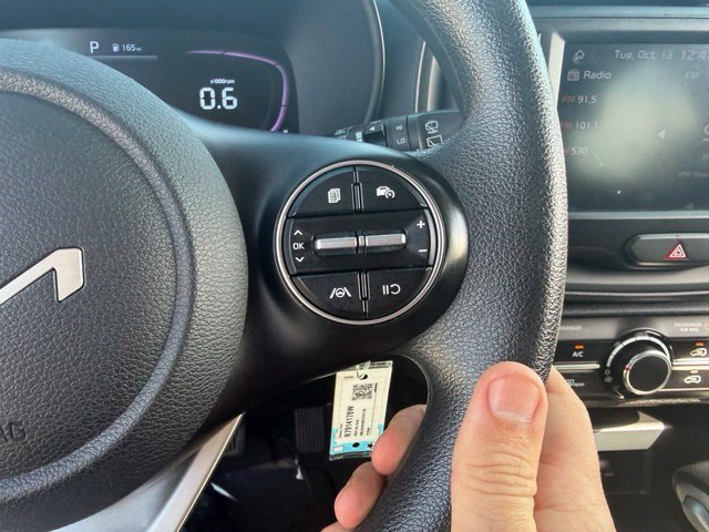 Used 2024 Kia Soul LX w/ LX Technology Package FWD image 16