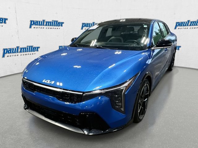 Used 2025 Kia K4 GT-Line w/ GT-Line Premium Package FWD image 1