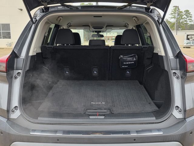 Used 2023 Nissan Rogue SV image 27