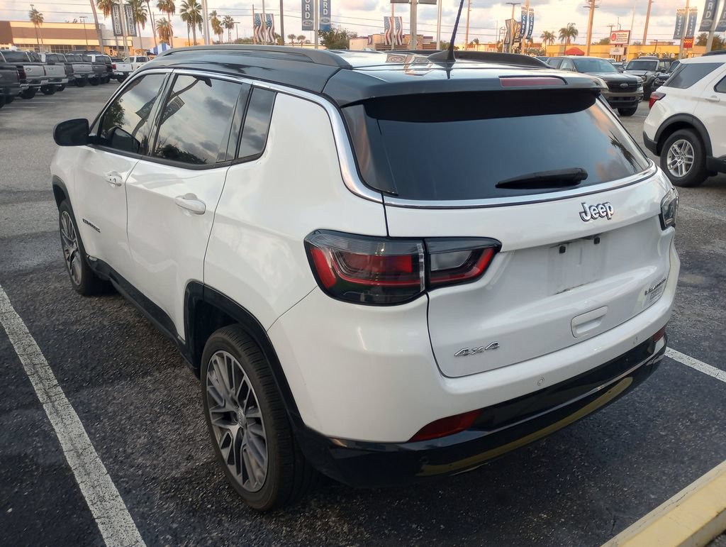 Used 2023 Jeep Compass Limited w/ Elite Group AWD/4WD image 2