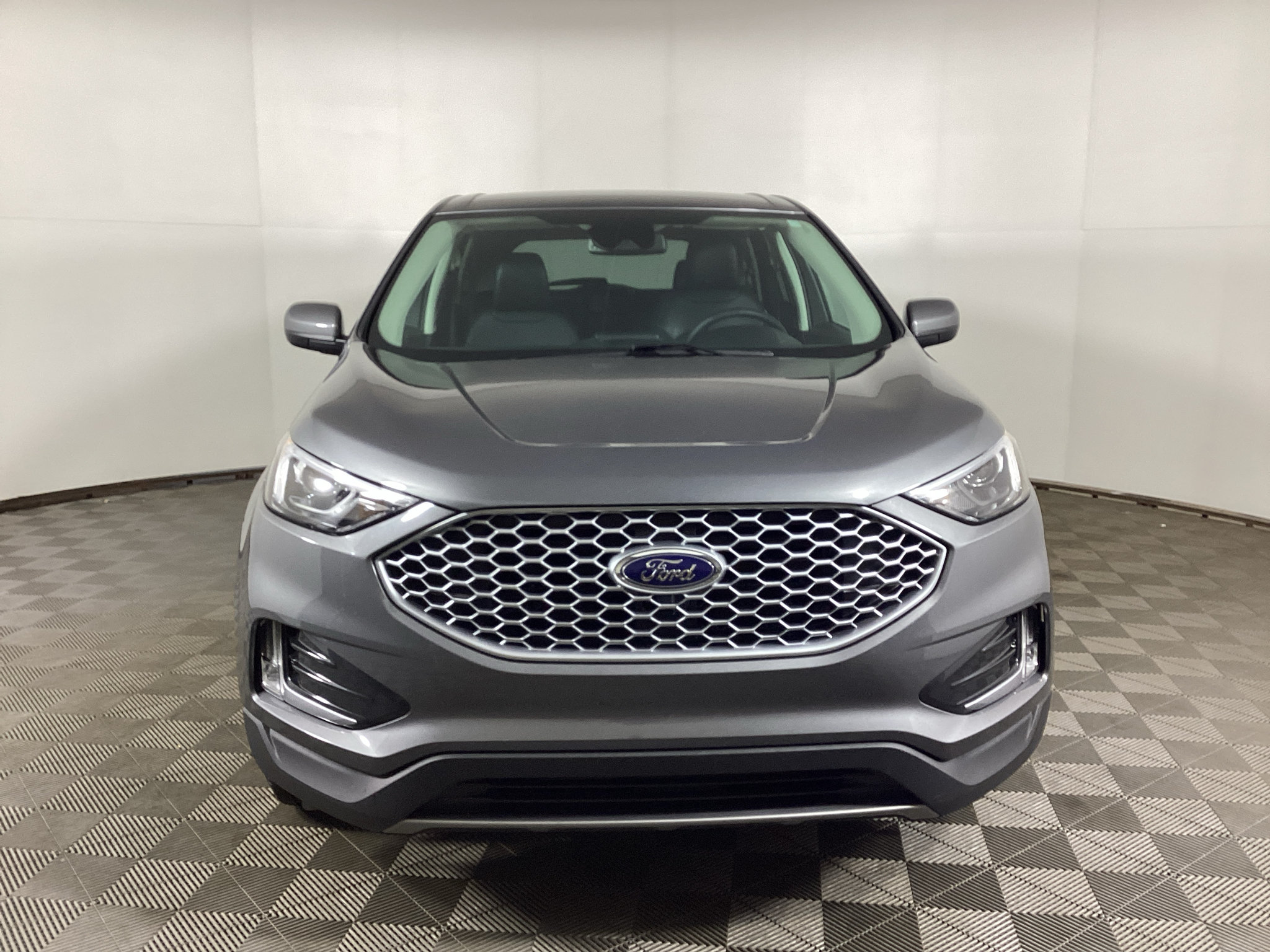 Certified 2024 Ford Edge SEL w/ Convenience Package AWD/4WD image 6