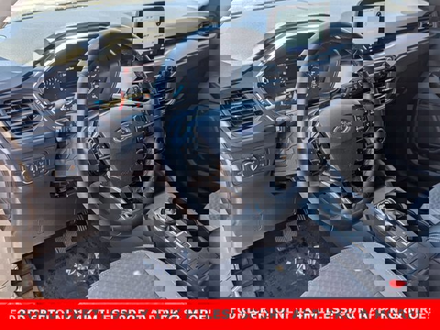 Certified 2022 Ford Escape SE w/ SE Sport Appearance Package image 10