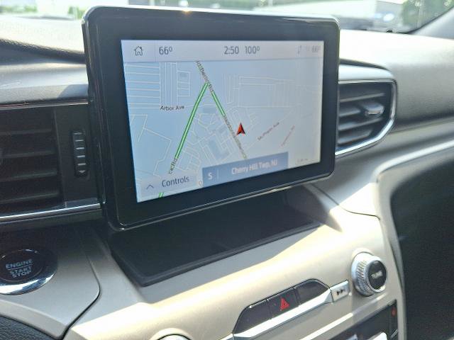 Certified 2022 Ford Explorer XLT w/ Equipment Group 202A image 16