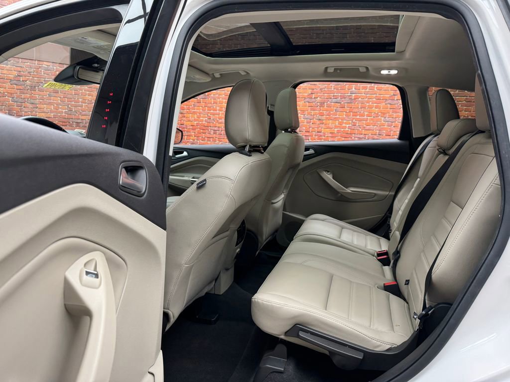 Certified 2019 Ford Escape SEL FWD image 25