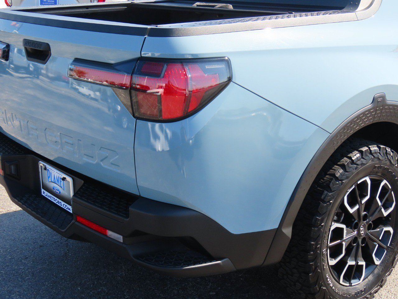 Used 2023 Hyundai Santa Cruz SEL w/ Activity Package image 14