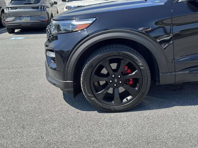 Certified 2022 Ford Explorer ST w/ Equipment Group 401A AWD/4WD image 8