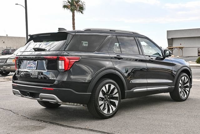 Certified 2025 Ford Explorer Platinum w/ LUX Leather Package AWD/4WD image 9