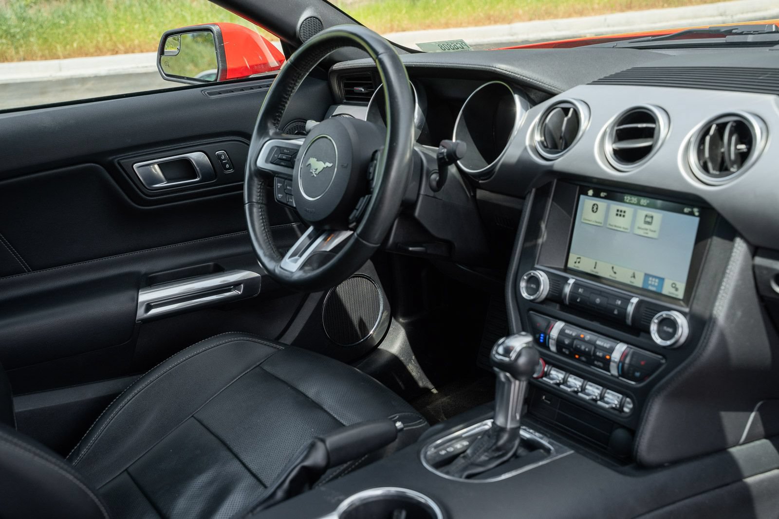 Certified 2018 Ford Mustang GT Premium RWD image 17