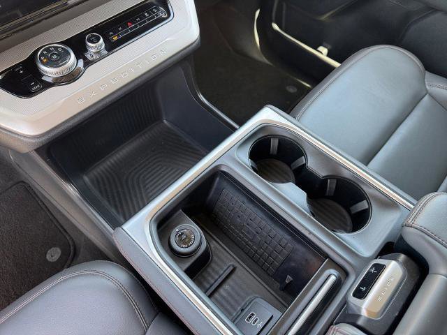 Certified 2025 Ford Expedition Active image 26