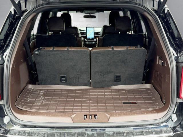 Certified 2024 Ford Explorer King Ranch w/ Technology Package AWD/4WD image 30