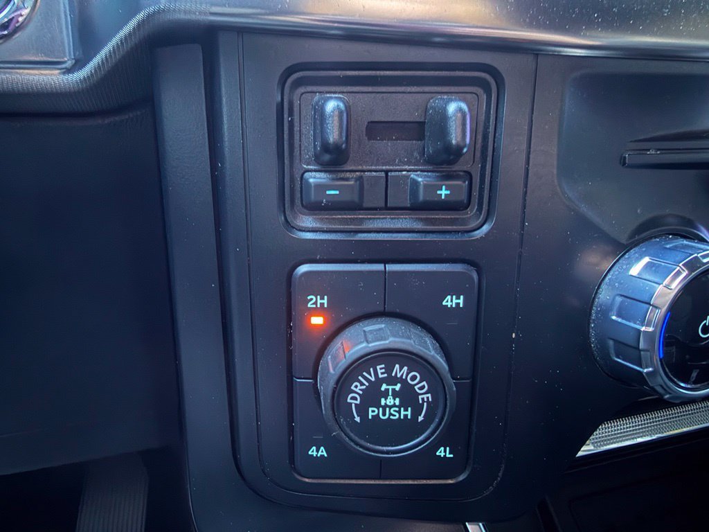 Certified 2023 Ford F150 Raptor w/ Raptor 37 Performance Package AWD/4WD image 27