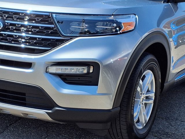 Certified 2024 Ford Explorer XLT w/ Equipment Group 202A AWD/4WD image 29