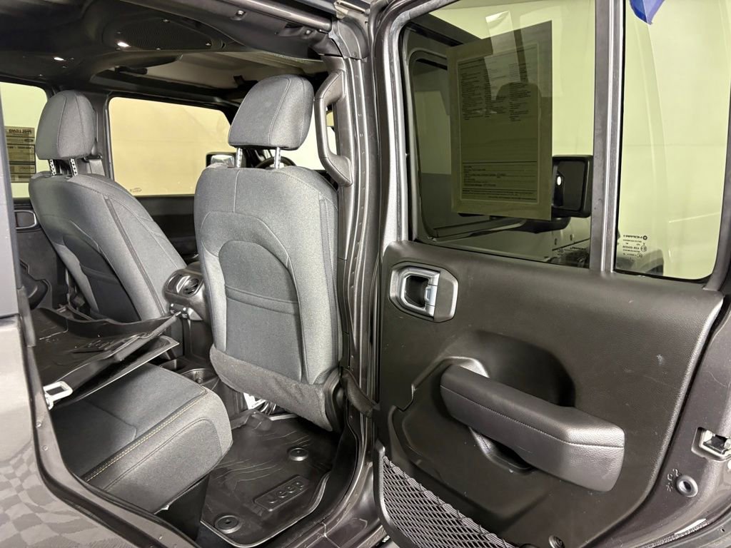 Used 2024 Jeep Gladiator Sport AWD/4WD image 32