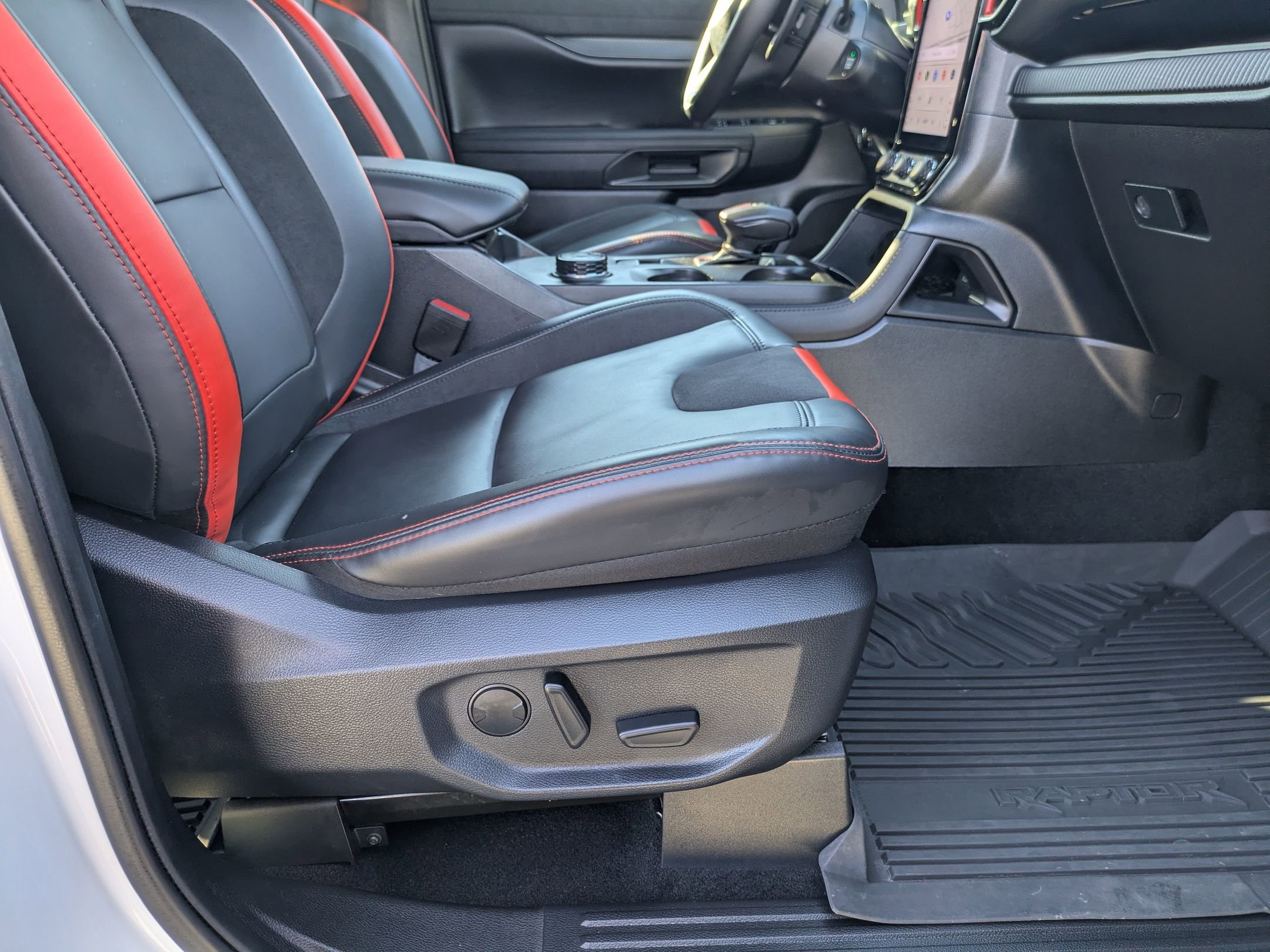 Certified 2025 Ford Ranger Raptor image 38