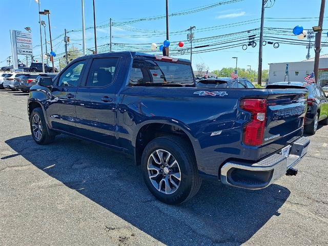 Used 2021 Chevrolet Silverado 1500 LT AWD/4WD image 27