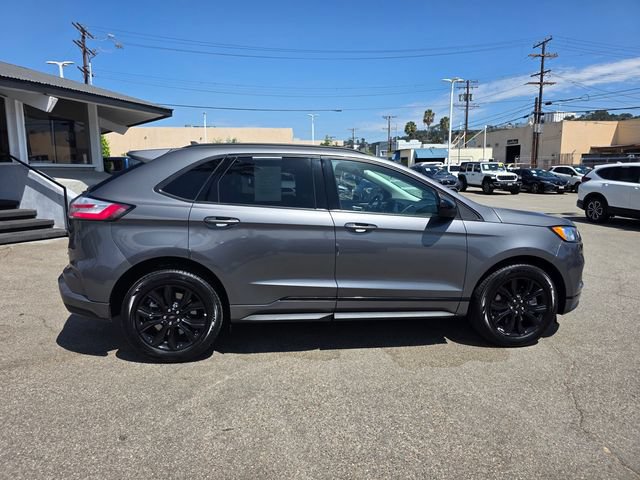 Certified 2023 Ford Edge SE w/ Black Appearance Package AWD/4WD image 3