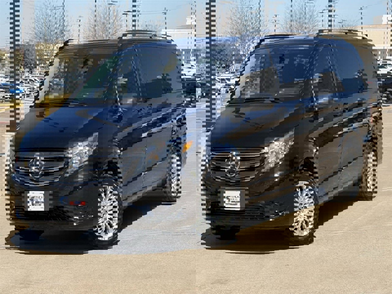 Used 2023 Mercedes-Benz Metris Passenger image 2