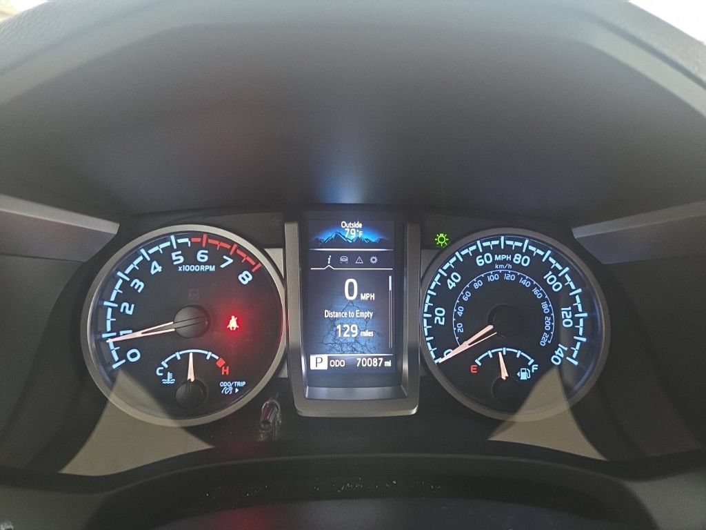 Used 2023 Toyota Tacoma SR5 w/ SR5 Appearance Package RWD image 19