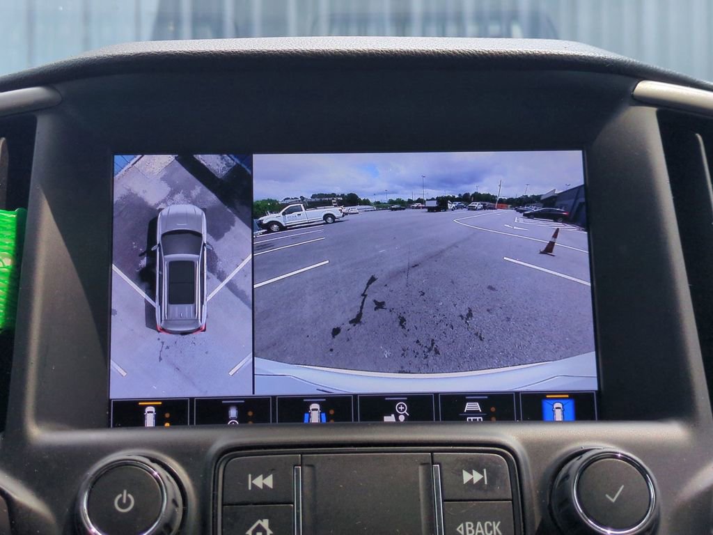 Used 2023 GMC Terrain AT4 w/ Infotainment Package II AWD/4WD image 23