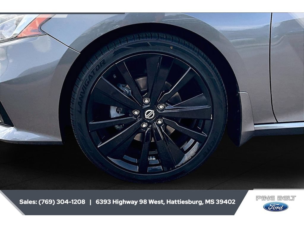 Used 2022 Nissan Altima 2.5 SR w/ Midnight Edition Package FWD image 7