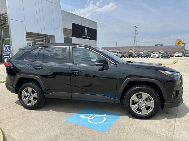 Used 2023 Toyota RAV4 XLE image 3