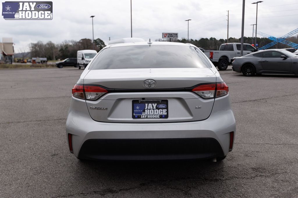 Used 2024 Toyota Corolla LE image 6