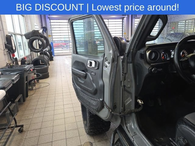 Used 2021 Jeep Gladiator Sport AWD/4WD image 15