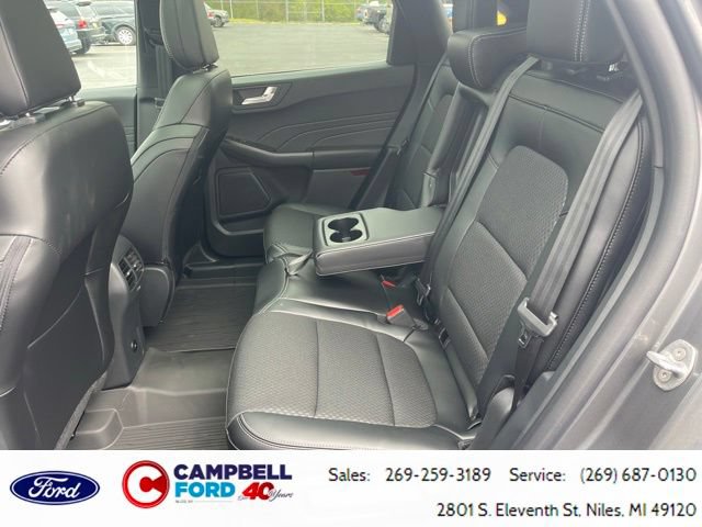 Certified 2025 Ford Escape SE FWD image 20