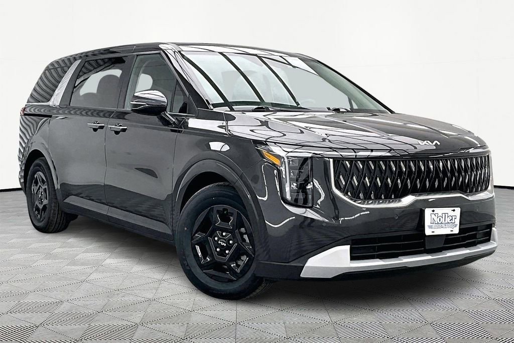 Used 2025 Kia Carnival LXS image 5