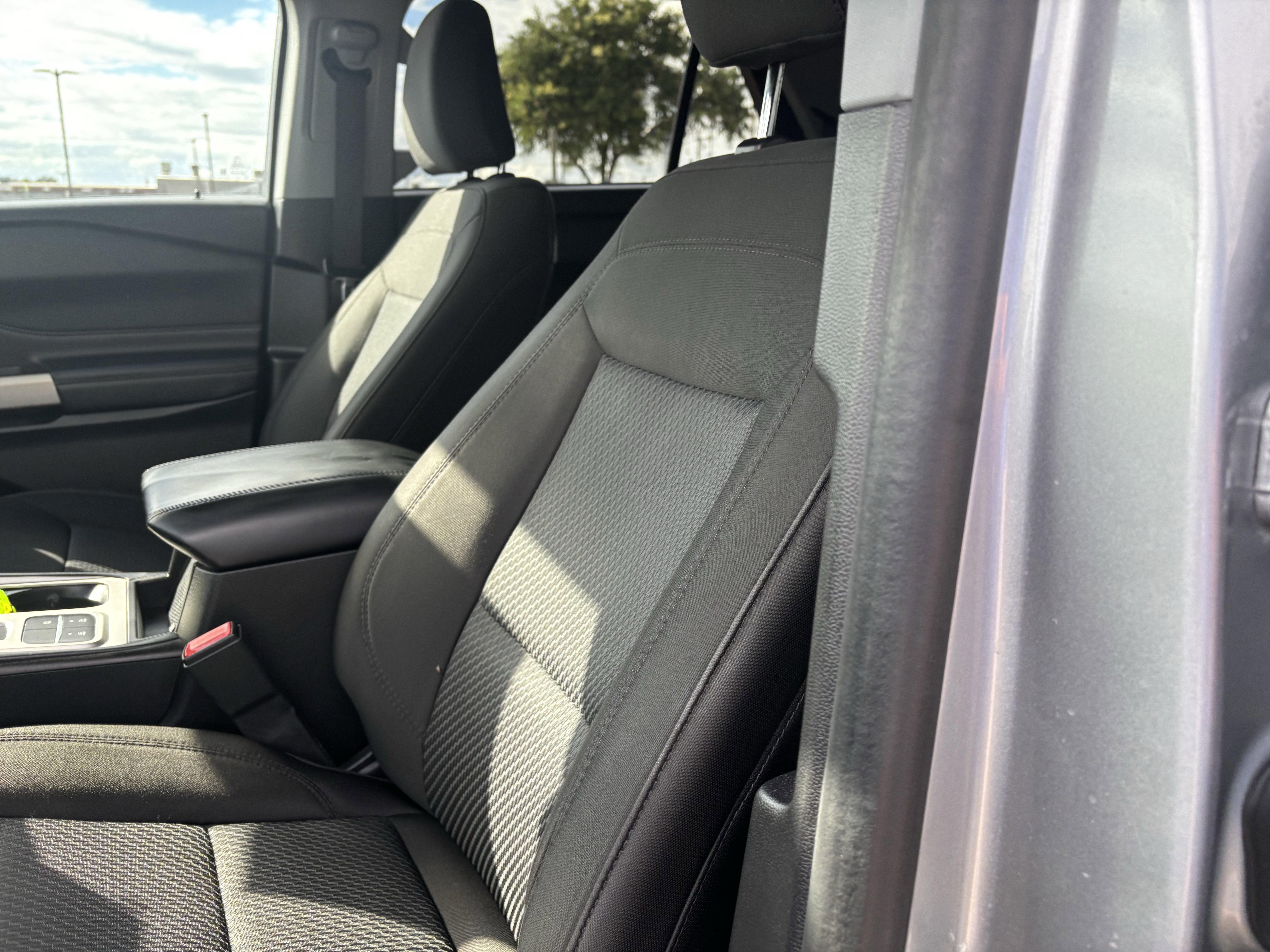 Certified 2023 Ford Explorer XLT image 11