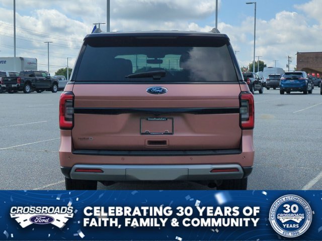 Certified 2022 Ford Expedition Max Limited RWD image 5