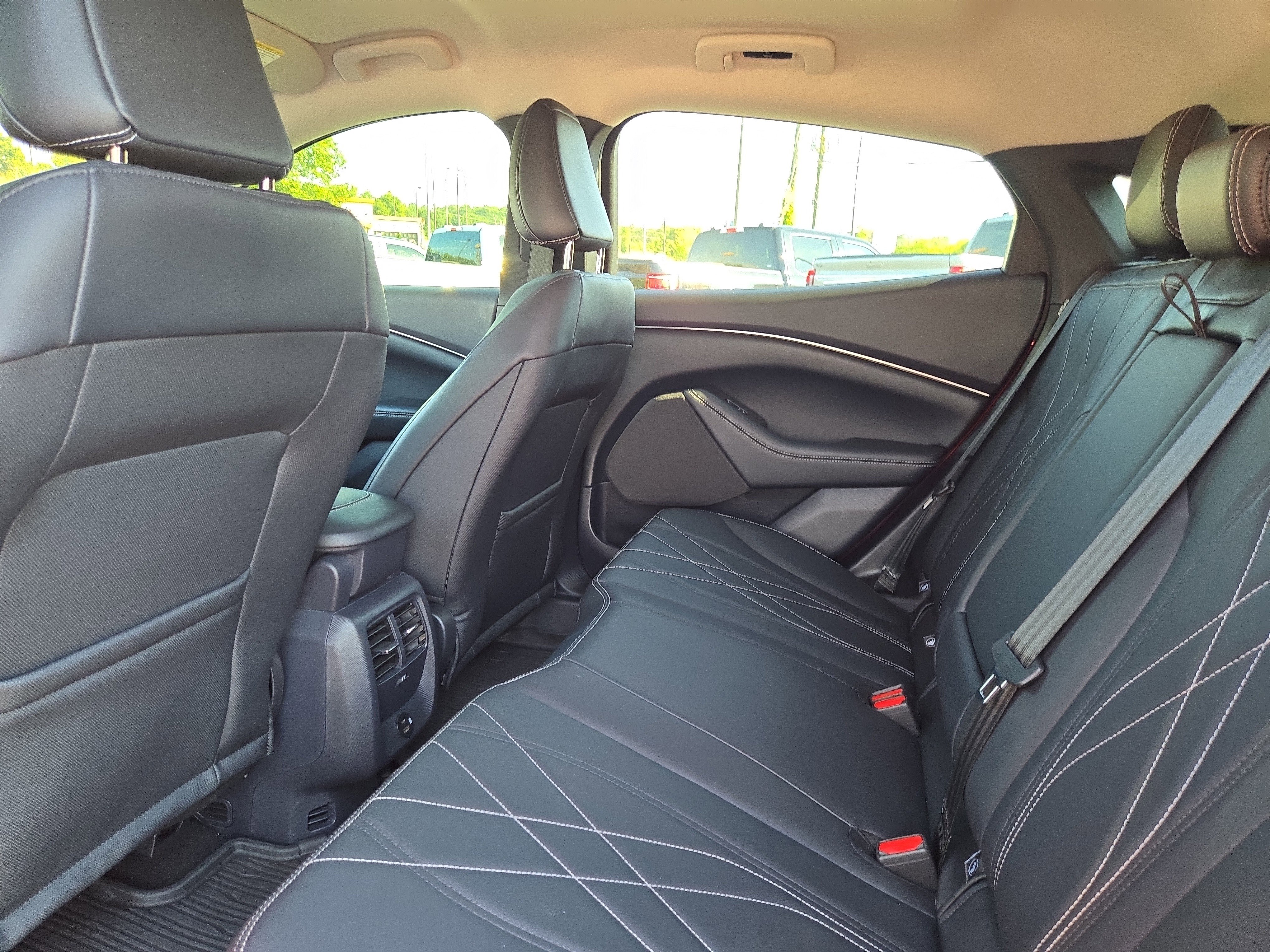 Certified 2022 Ford Mustang Mach-E Select w/ Comfort/Technology Package RWD image 15