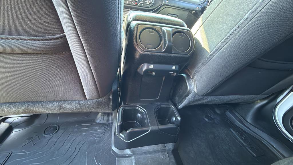 Used 2021 Jeep Gladiator Sport AWD/4WD image 14
