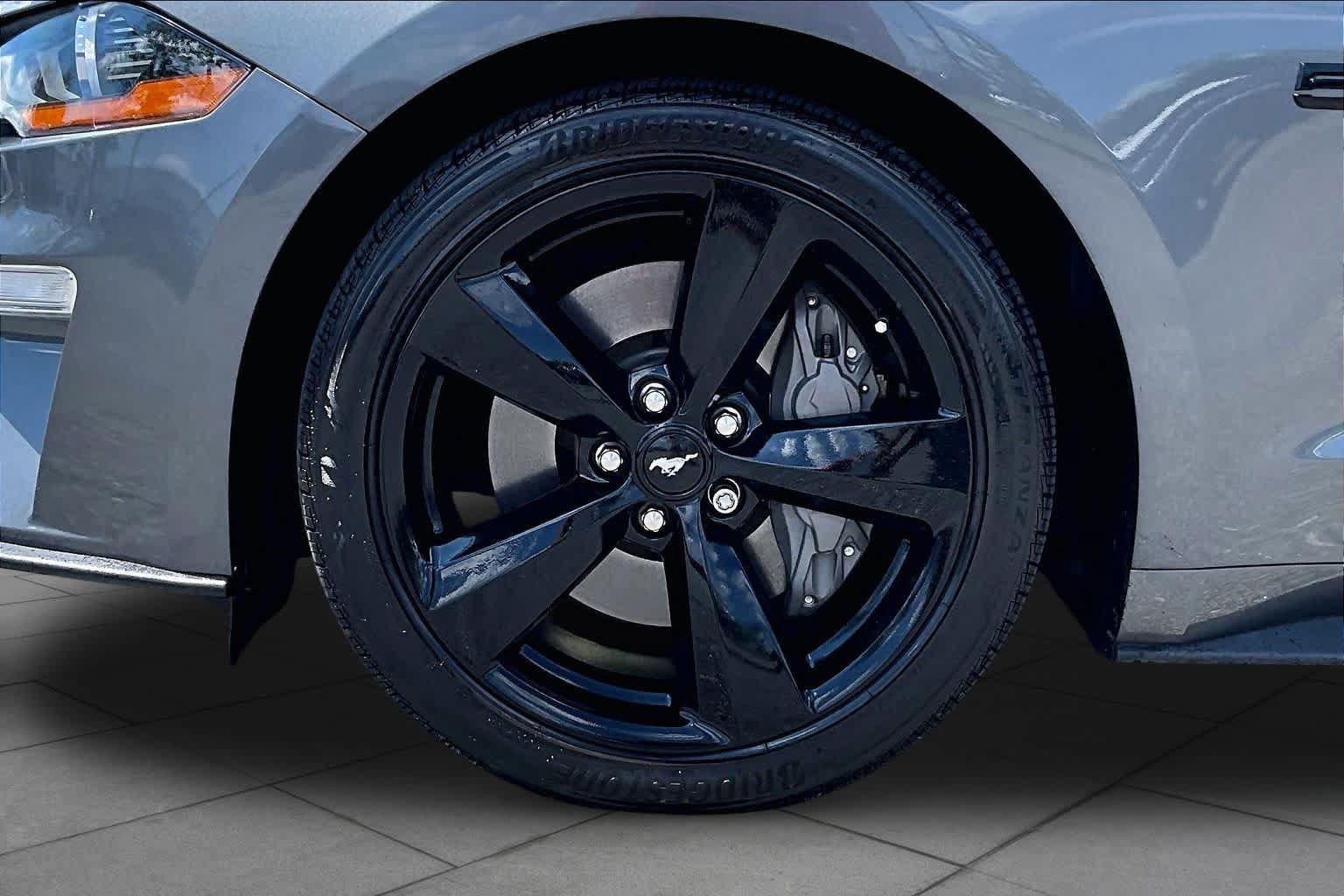 Certified 2021 Ford Mustang GT w/ Black Accent Package RWD image 10
