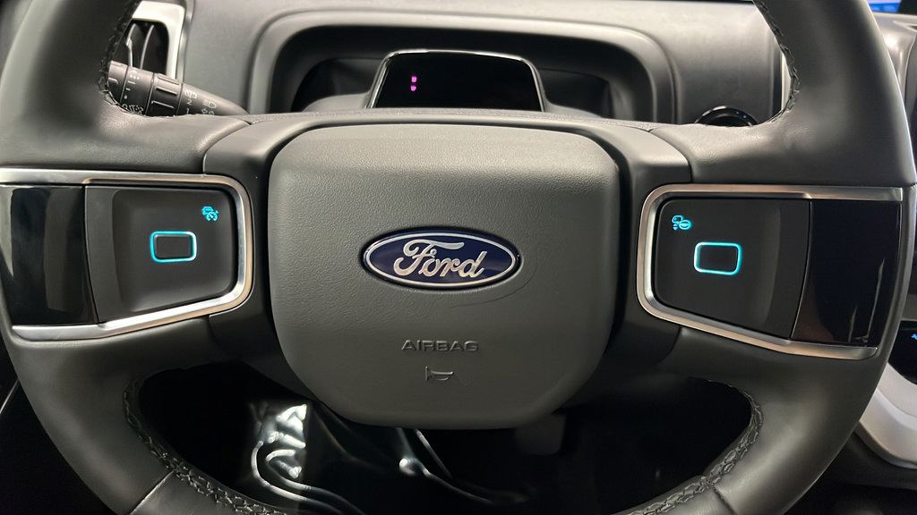 Certified 2025 Ford Expedition Max Active AWD/4WD image 16