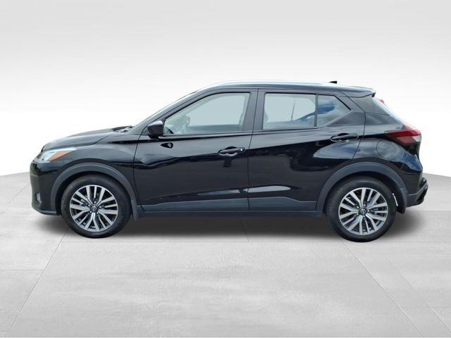 Used 2023 Nissan Kicks SV FWD image 7