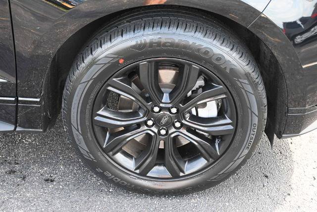 Certified 2023 Ford Edge SE w/ Black Appearance Package AWD/4WD image 16