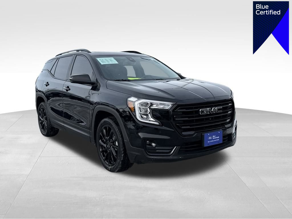 Used 2024 GMC Terrain SLT w/ Infotainment Package II image 1