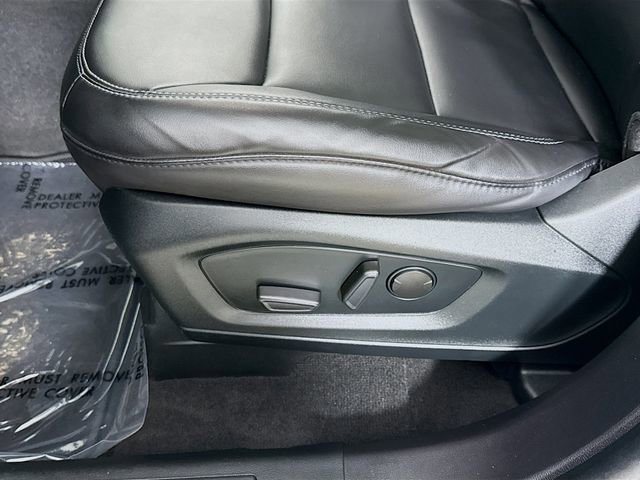 Certified 2022 Ford Explorer XLT w/ Equipment Group 202A image 18