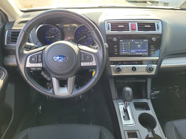 Used 2017 Subaru Outback 2.5i Premium AWD/4WD image 4