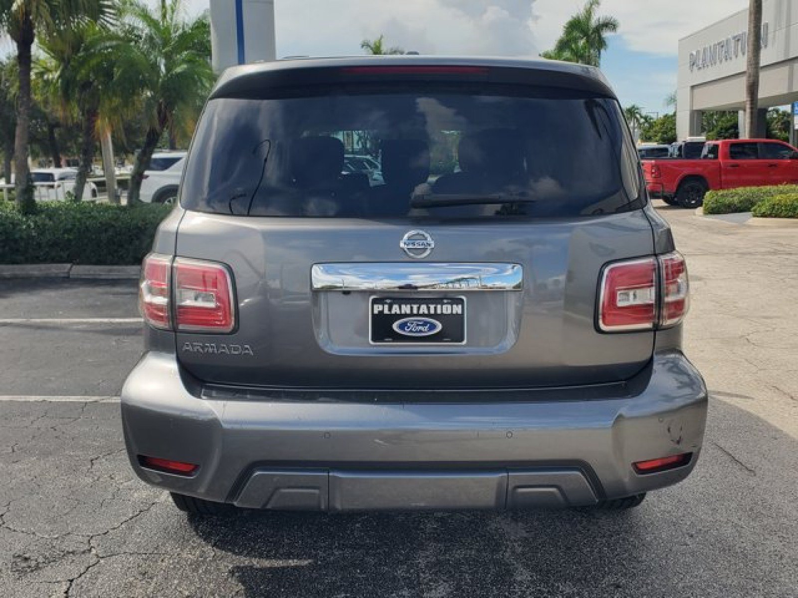Used 2019 Nissan Armada SV w/ Driver Package RWD image 6