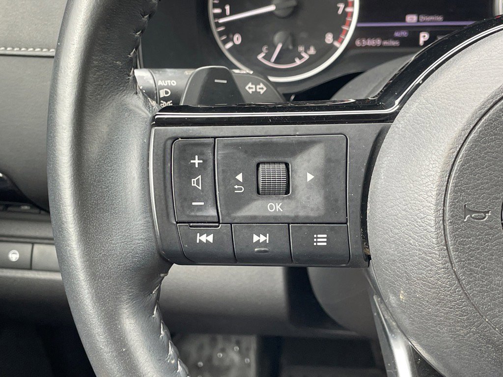 Used 2023 Nissan Pathfinder SV image 18