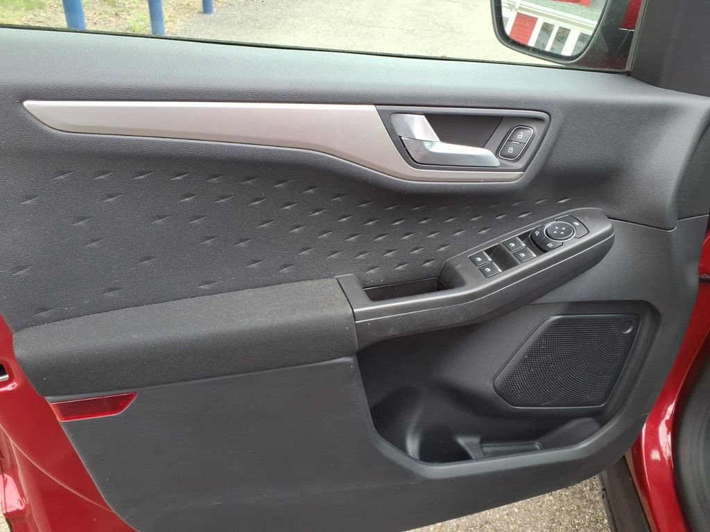 Certified 2020 Ford Escape SE AWD/4WD image 11