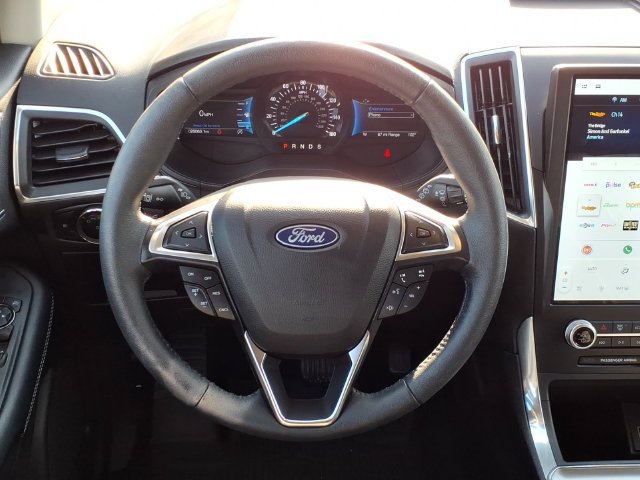 Certified 2024 Ford Edge Titanium AWD/4WD image 14