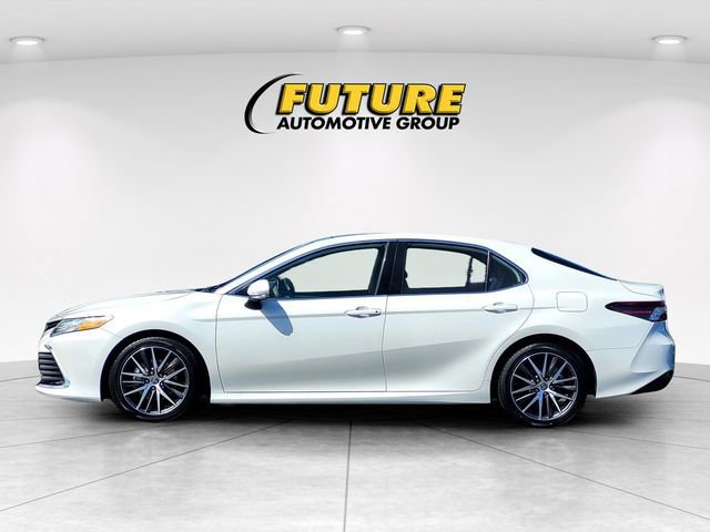 Used 2023 Toyota Camry XLE FWD video 2