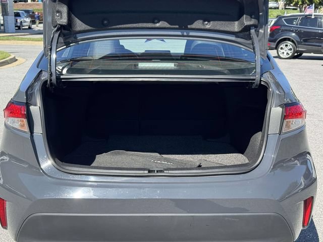 Used 2024 Toyota Corolla LE w/ LE Convenience Package FWD image 13