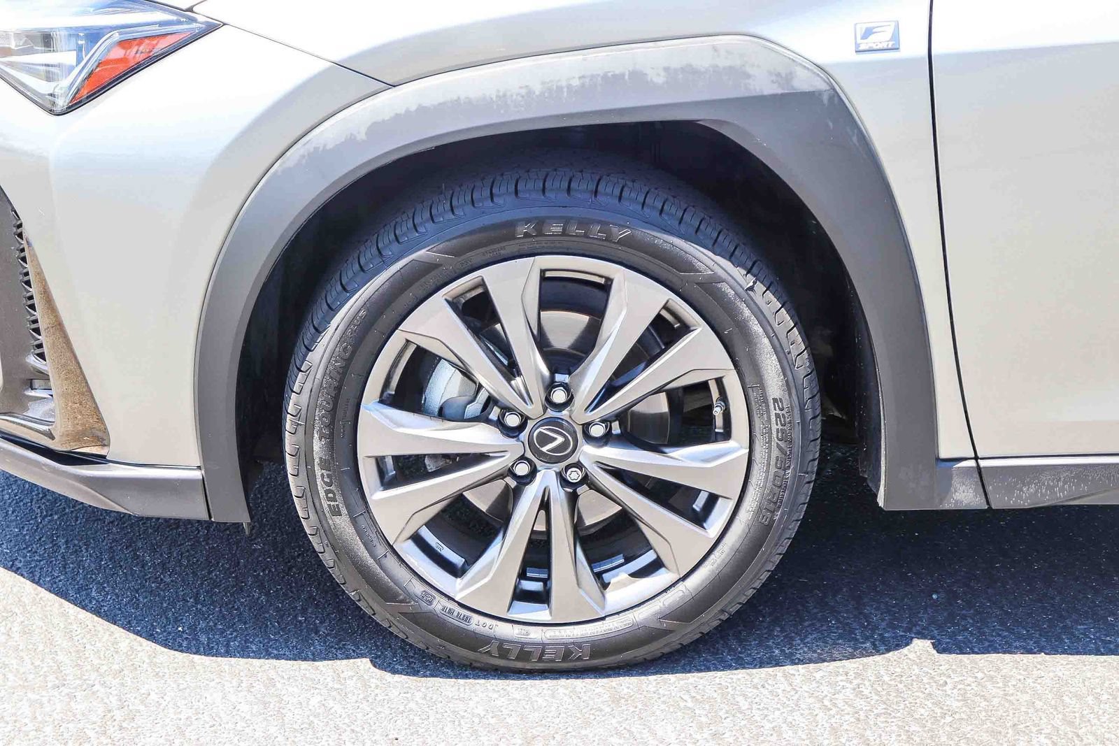 Used 2021 Lexus UX 250h F Sport w/ Accessory Package (Z2) AWD/4WD image 9
