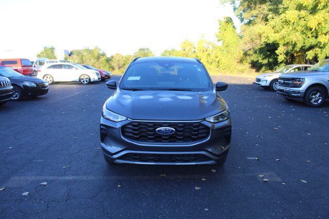 Certified 2024 Ford Escape ST-Line w/ Tech Pack #1 AWD/4WD image 15